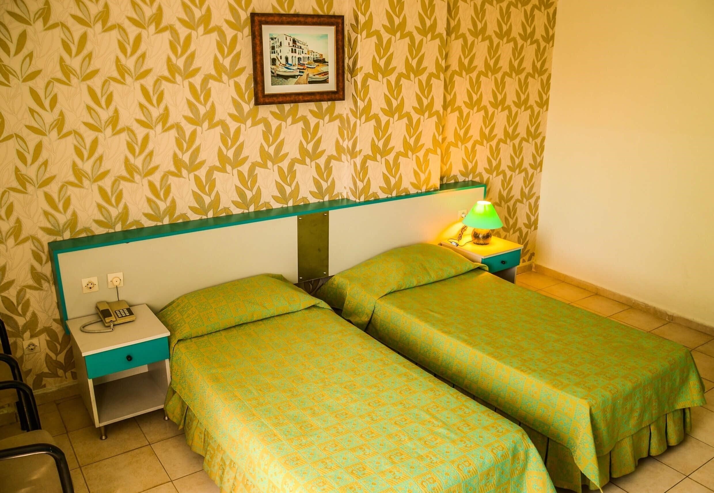 Green Park Hotel 3* суреті